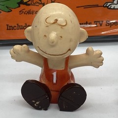 Peanuts Snoopy Charlie Brown PVC Figures Whitman’s Easter Halloween DVD LOT 11