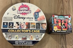 Lot Of 2 Disney Doorables Movie Moments & Disney Store Mini Brands Brand New