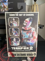 Ultimate Art the Clown Thanksgiving Terrifier 2 NECA Action Figure