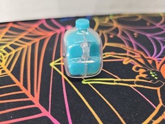 Lanky Box Series 5 Clear/Blue Jug