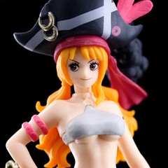 19.5cm Nami Black Clothes Action Figure Film Red Dress Up Figurine Pvc Model