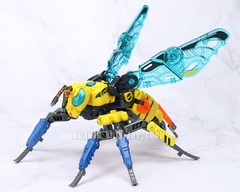 52TOYS Animal BEASTBOX BB-38 GUNPOWDER Wasp Figure Decompression Toy Magic Cube