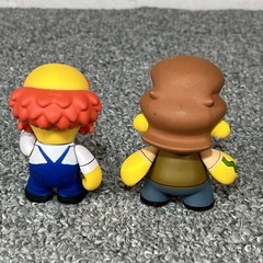 Kidrobot The Simpsons Snake And Groundskeeper Vinyl Figure Accessories Box