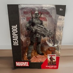 McFarlane Toys Marvel Deadpool Platinum Version 1:6TH Scale Deadpool New In Box