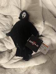 Scream 7 Ghostface talking plush w/ Knife. Collectable #scream7 #horror