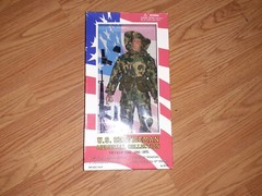 US MARINE SERVICEMAN MEMORIAL COLLECTION VIETNAM WAR 1961-1975 VTG 1996 SEALED