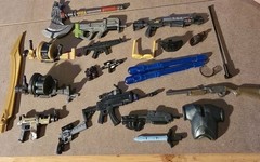 24 Pc Action Figure Accessory Lot Weapons Guns Fortnite Imaginext +
