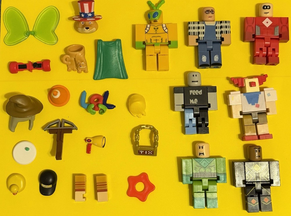 ROBL0X MEME PACK Game Pack Action Figure Set Lot SORCUS INCOMPLETE (NO CODES)