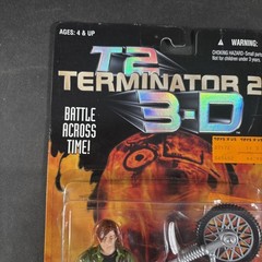 JOHN CONNOR MOTORCYCLE 1997 TERMINATOR T2 3-D KENNER NEW SEALED FIGURE VINTAGE