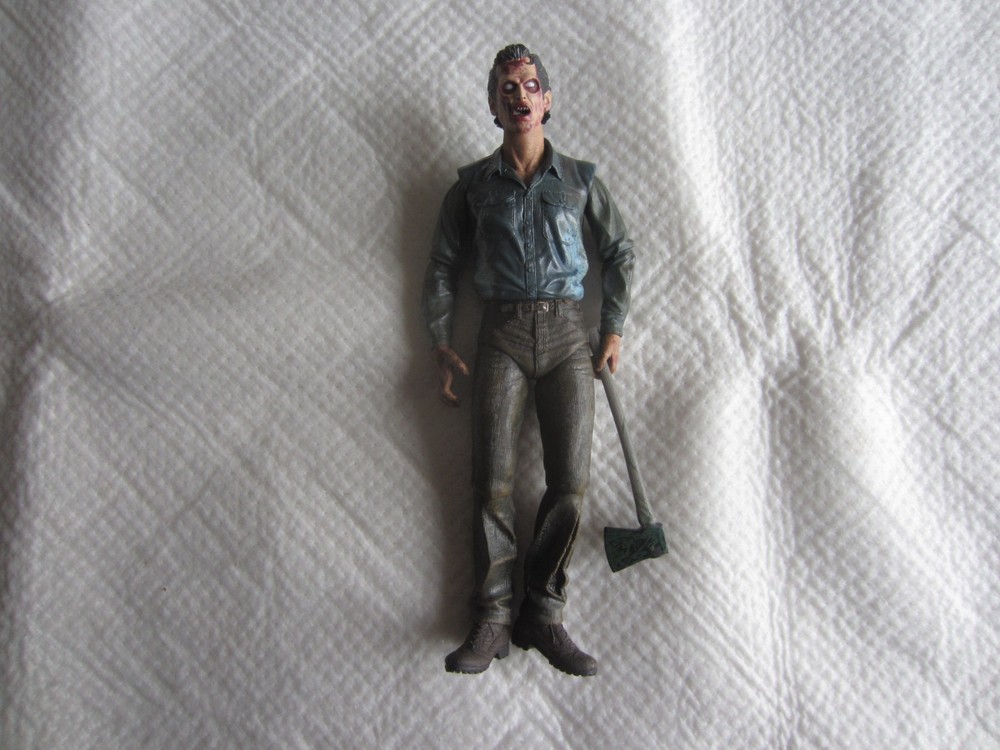 NECA Evil Dead 2, Dead by Dawn: Ultimate Ash