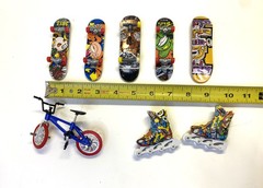 Lot Of 5 Finger Skateboards 1 Finger Bicycle 1 Pair of Finger Roller Blades