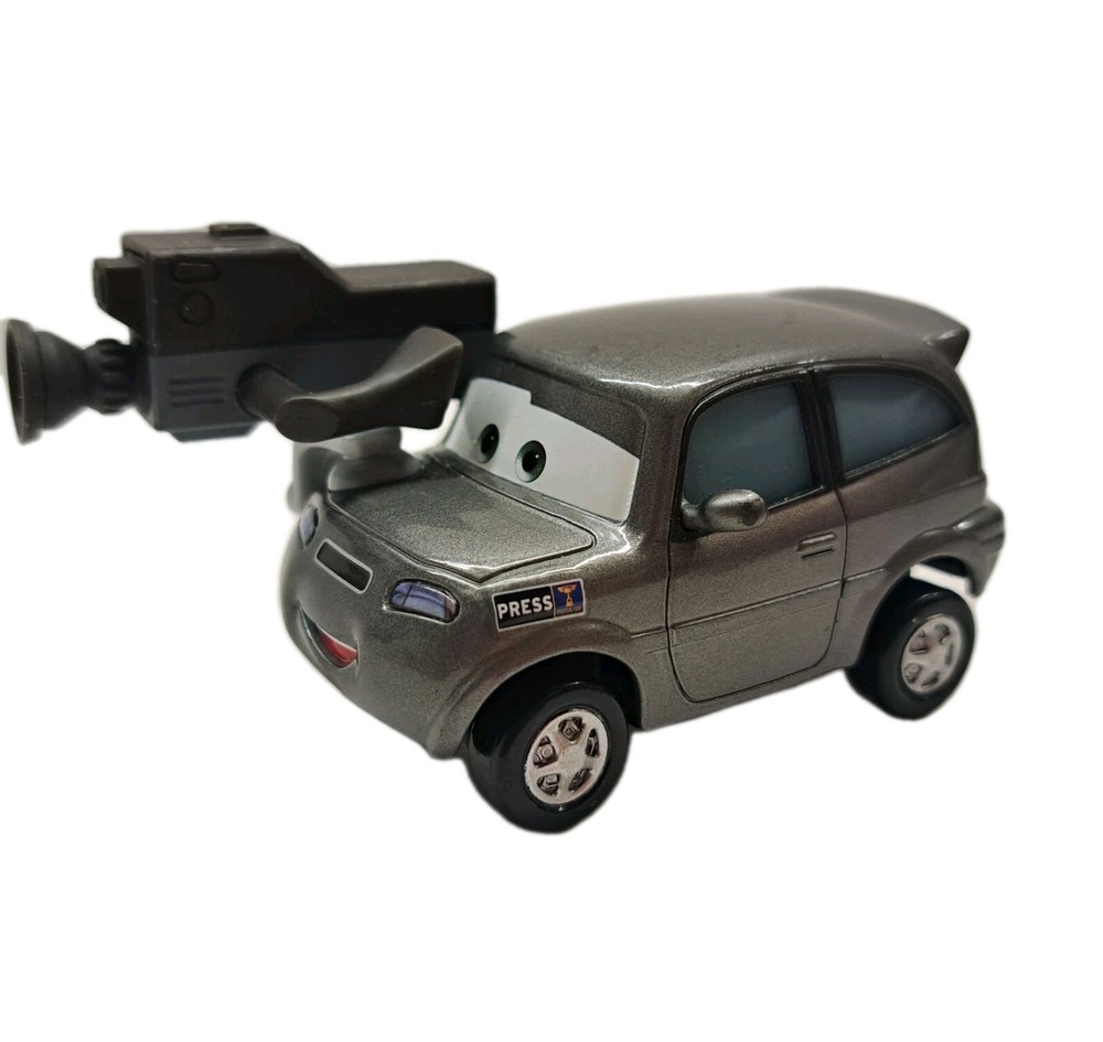 Disney Pixar Cars Studs Mcgirdle Diecast 1:55 Scale Smoke Free Nice Condition