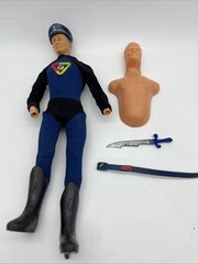 CAPTAIN ACTION FIGURE AND ACCESSORIES VINTAGE 1966 Ideal 1/6 SCALE
