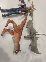 Mattel Jurassic World OWEN GRADY 6″ Action Figure (Amber Collection) & Dinosaurs