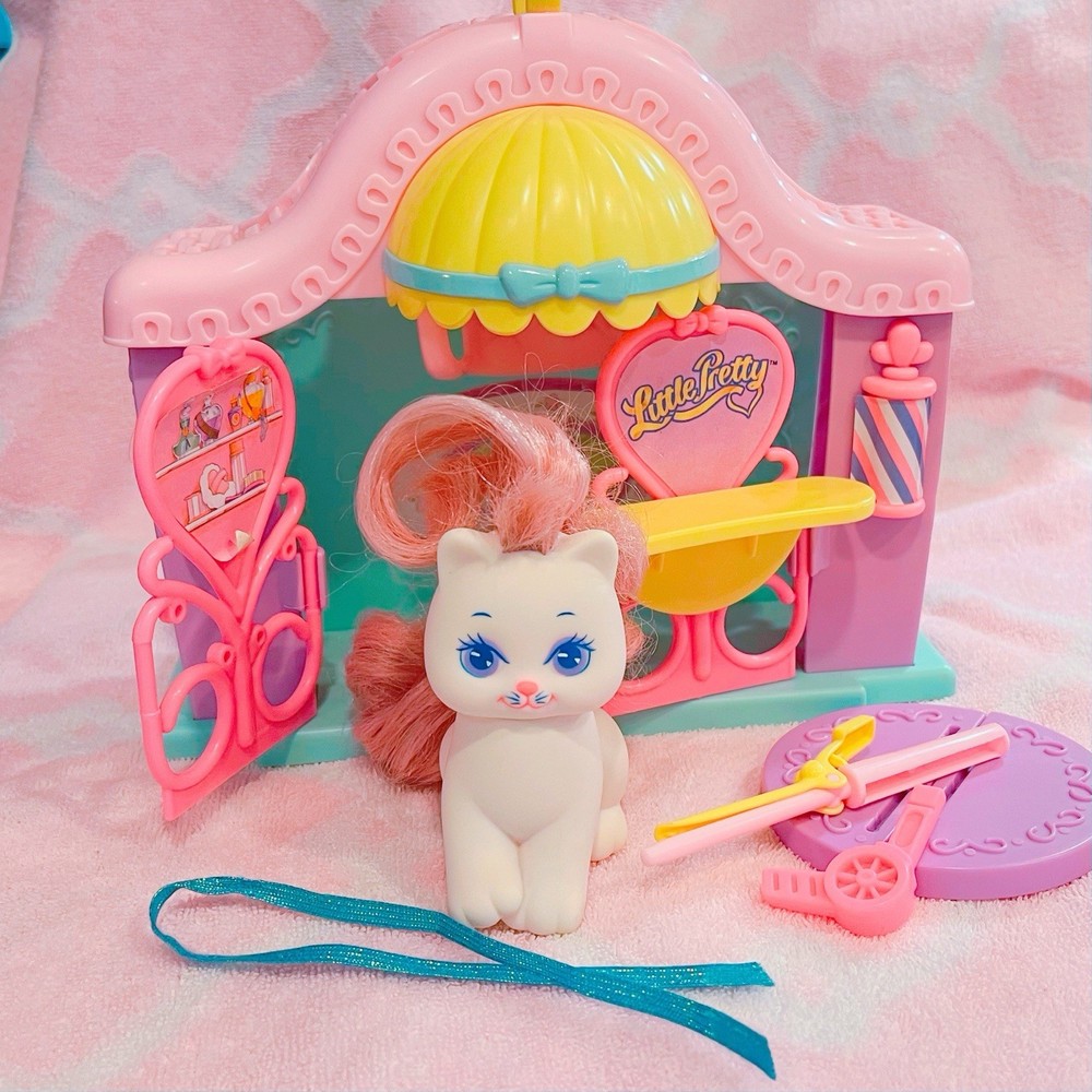 1990 Mattel Little Pretty Kitty Perm N Play Playlet Snow Curl Lady Lovely Locks