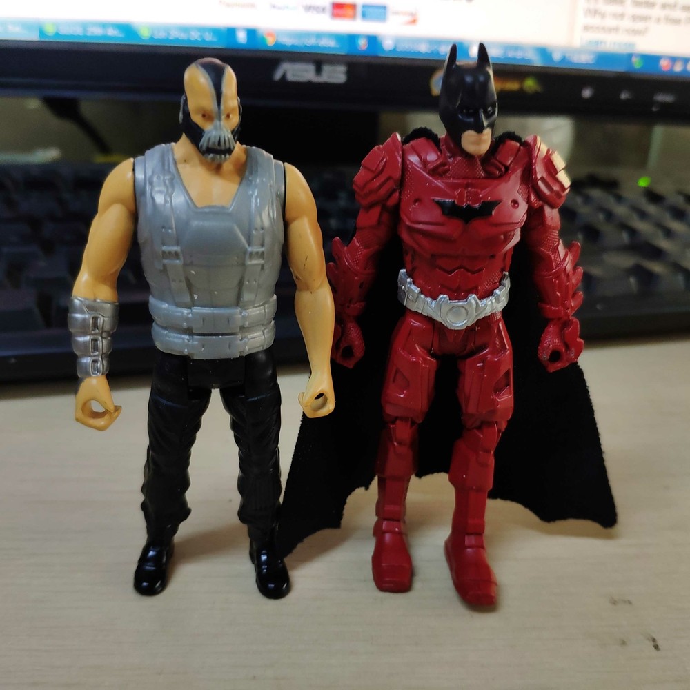 Dc Comics The Dark Knight Rises BATMAN Red & Silver Bane 3.75 Figure Lot