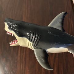 Toys R Us Chomping Action Great White Shark 11″ 362081 Collectible Toy