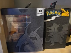 Pokémon Select 6″ Articulated Mega Charizard X & Y Figure