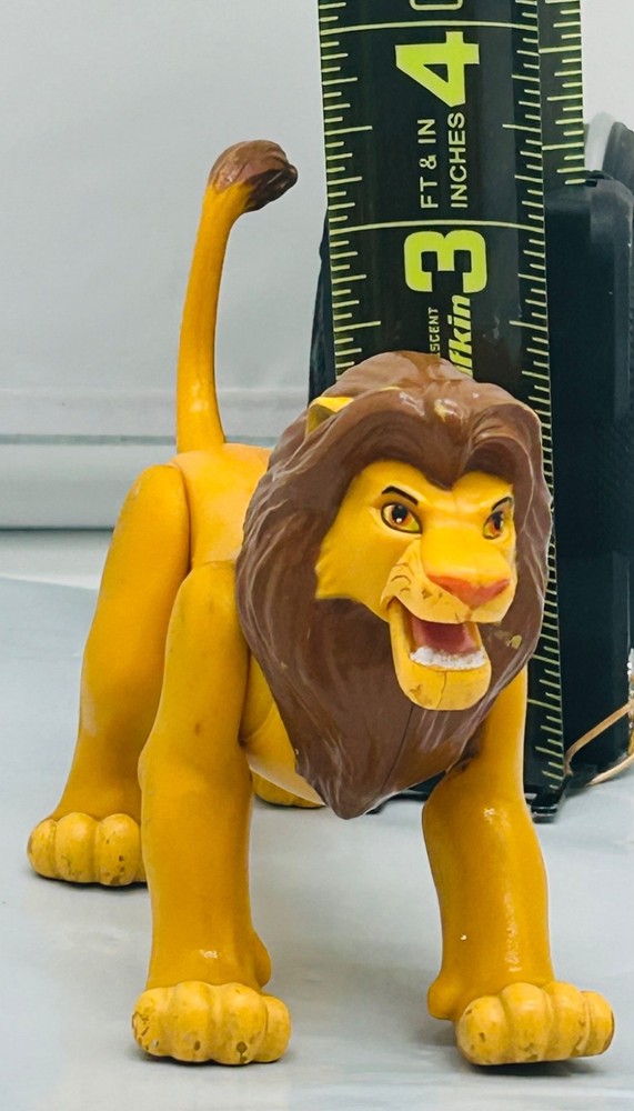 The Lion King Fighting Action Adult SIMBA Vintage 1994 Disney Toy Figure Battle