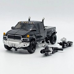 Ironhide GMC Sierra 1500 Deformable Mini Transformer Figure Toy