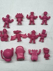 Pee-wee’s playhouse Keshi Surprise Super 7 Figures pink full set of 12, muscle