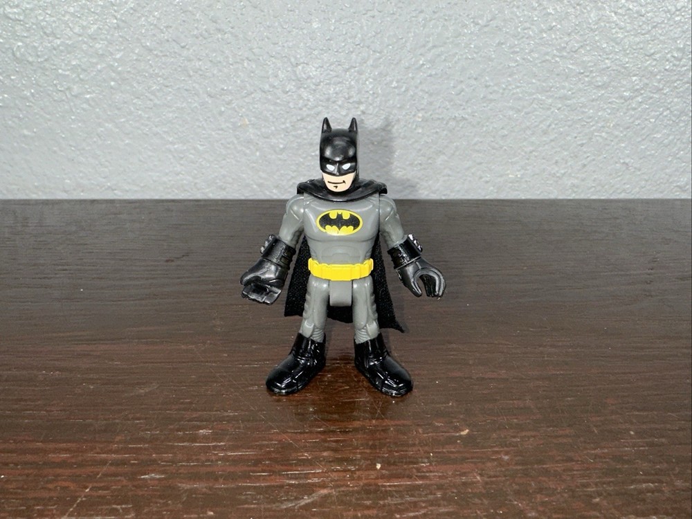 Fisher-Price Imaginext DC Super Friends Batman Action Figure Black Yellow Gray
