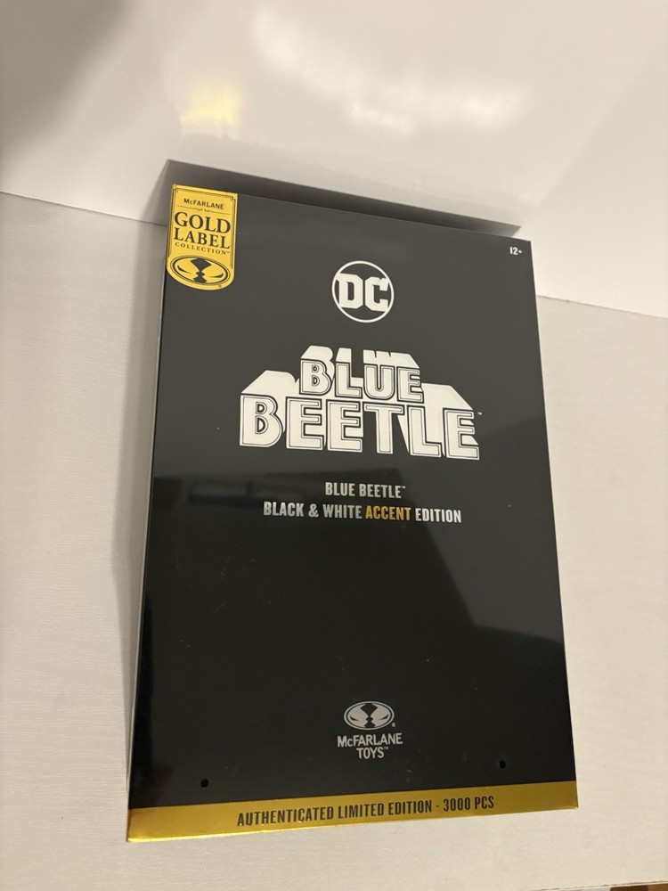 Mcfarlane DC Multiverse Blue Beetle 7″ Black/White Accent Gold label Figure NIB!