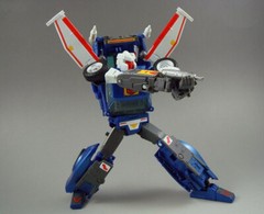 Transformers Masterpiece MP25 Tracks Action Figure New