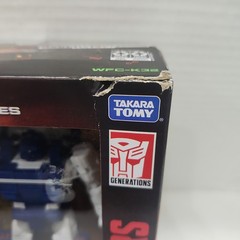 Transformers Kingdom War for Cybertron Trilogy WFC-K32 Autobot Pipes NEW SEALED