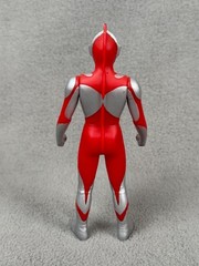 Bandai Ultraman #01 Ultra Hero 500 Spark Vinyl 5.5″ Figure 2006
