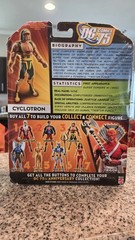 New 2009 Mattel DC Universe Classics Cyclotron Adult Collector Action Figure