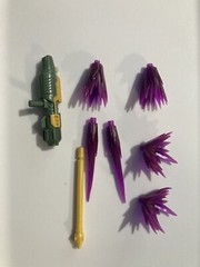 Transformers Studio Series 86 Buzzworthy Bumblebee 2 Blast Effects & Green Gun
