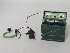 Hasbro GI JOE 1960’s Action Soldier GREEN TEAM FIELD MORSE CODE RADIO PACK (EX)
