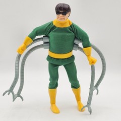 Doctor Octopus “Doc Ock” Spider-Man 2006 Hasbro Marvel Signature Series Figure
