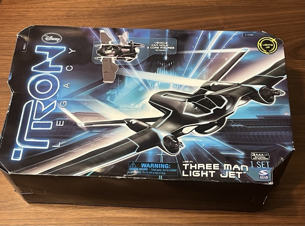 Spin Master Disney TRON Legacy 3-Man Light Up Jet Vehicle Set Black. NEW.