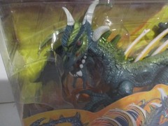 Kenner Dragon Heart Razorthorn w/Battle Reactive Thorns 1995 MOC