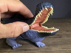 Mattel Jurassic World Rebirth Purussaurus Gigantic Thrashers Dinosaur Aligator