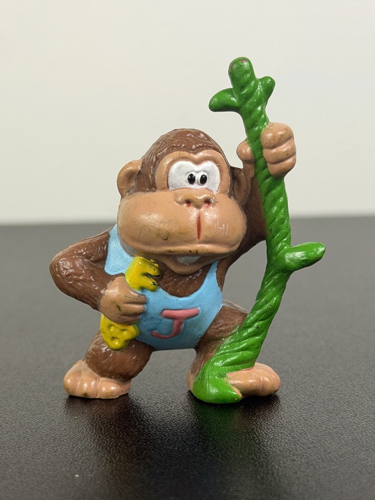 Vintage 1982 Coleco Official Nintendo Donkey Kong Jr Arcade PVC Figure 825-35