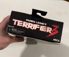 NECA Terrifier 3 Ultimate Art the Clown Bloody Santa Suit Walmart Exclusive