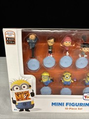 Despicable Me 2 Rare Mini Figurines Set 10-Piece NIB Minions Figures Toys R Us