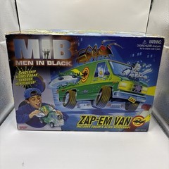 New Vintage 1997 Galoob MIB Men In Black ZAP-EM VAN w/ Alien Spaceship