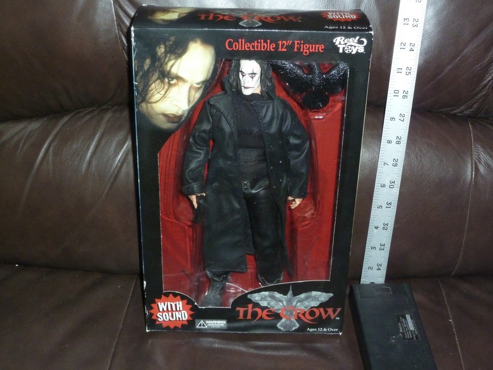 THE CROW REEL TOYS 2002 BRANDON LEE 12 INCH FIGURE WITH SOUND OPENED complete
