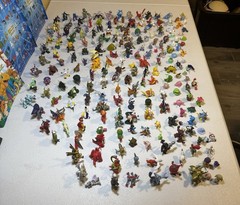 HUGE Vintage 200 Digimon Figure Lot ~ Official Bandai Toy Collection