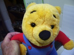 Vtg 1997 Winnie the Pooh Bear Hug and Wiggle Talking Plush Mattel. Works W/Tag