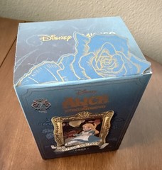 MINISO Disney Alice in Wonderland Series OYSTER STORY Blind Box Confirmed Figure