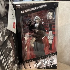 Timeless Toni Storm (Black & White) – AEW Wrestling Figure Brand Exclusive NEW