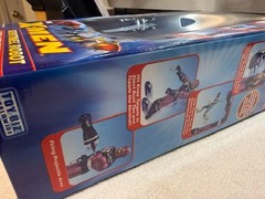 SENTINEL ROBOT PLAYSET X-MEN FOX MARVEL TOY BIZ NEW IN BOX