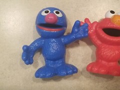 2013 2014 Sesame Street Workshop 5 Plastic Figures Elmo Cookie Monster, Grover