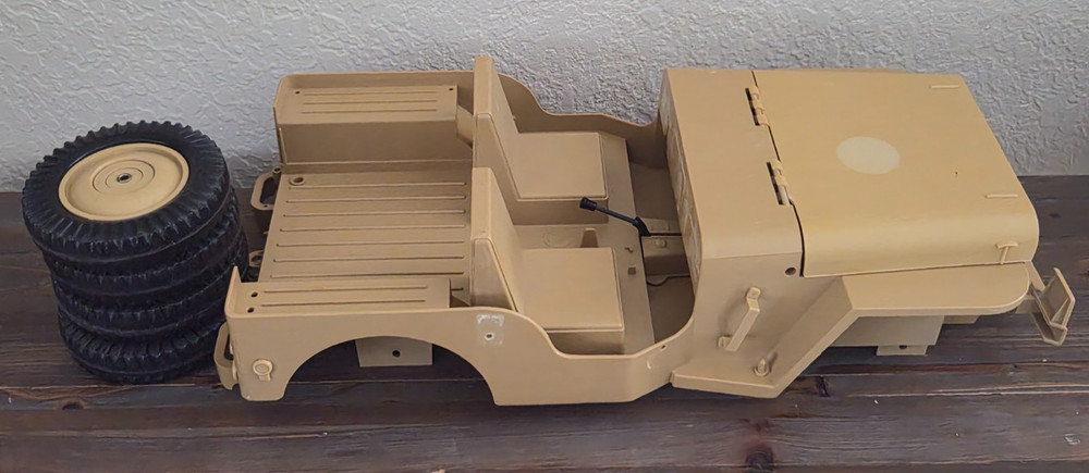 Vintage 1967 Hasbro G.I. JOE Desert Patrol Attack Jeep Frame w/4 Tires