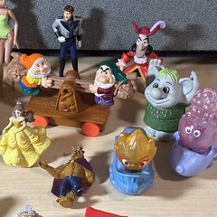 Large Lot Of Disney Vinyl Plastic And PVC Figures – Cake Toppers 27 Pcs P671